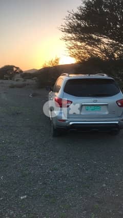 2018 pathfinder imported from USA 4WD with very low mileage 0