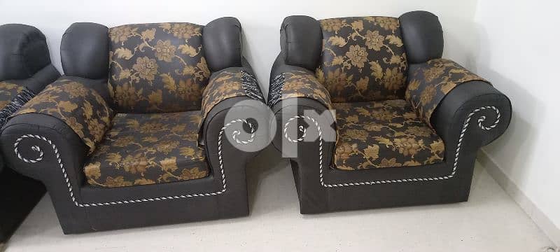 Sofa set 3+2 with cusions 0