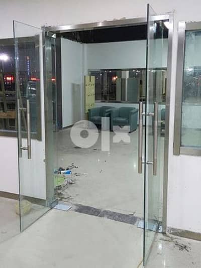 lock glass door and glass partion work shop office and store