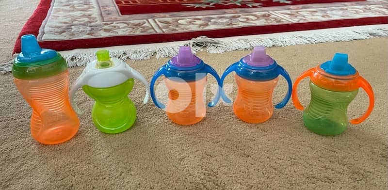 Kids sippy cups 1