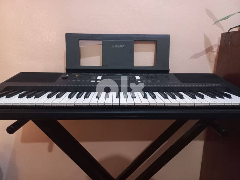 Yamaha keyboard E343 3