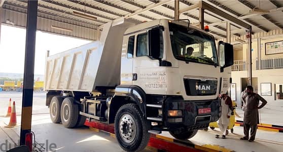 Tipper available for Rent للايجار