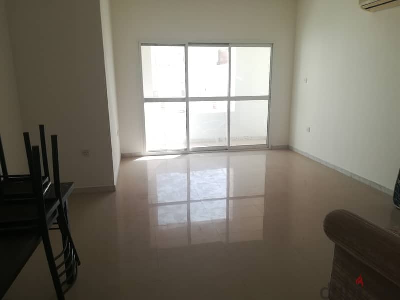 Al Khuwair ! 2 Bedroom With Majlis Specious Flat Near Jasmin Mall 10