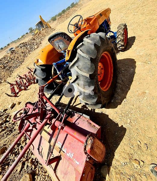 للبيع حراثة نوع كوبوتا اليابانية KUBOTA L295D 6