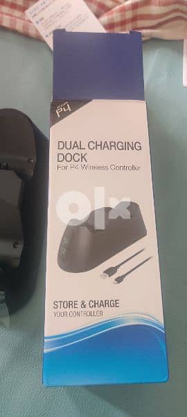 Dual charging dock for PS4 1