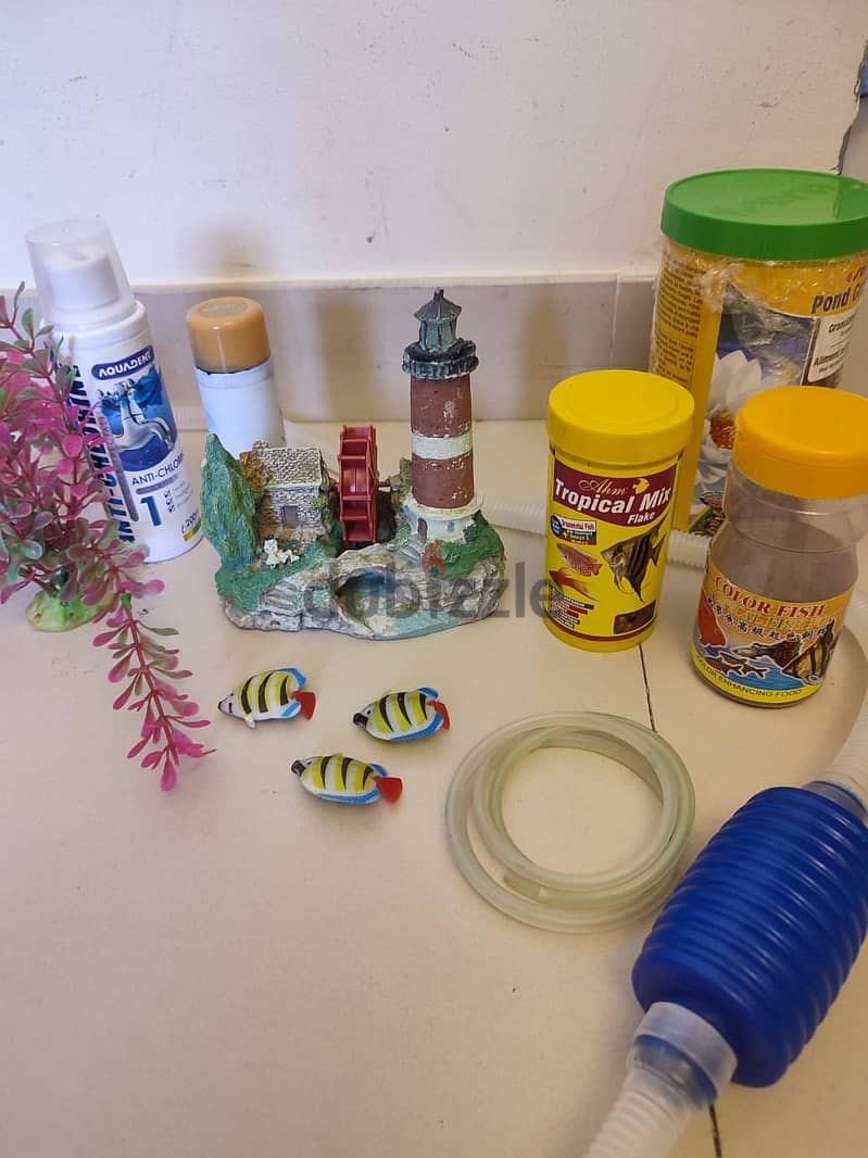 Fish tank with accessories for sale (reduced price) 2