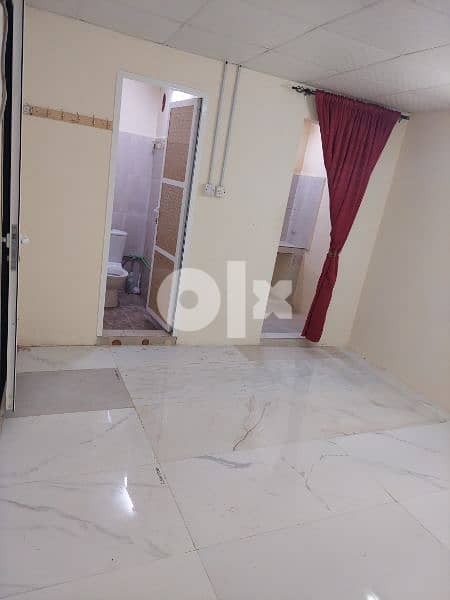 For Rent(Family or 1/2person). . Mawaleh near city centre 3