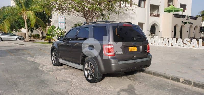 FORD ESCAPE 2011, CLEAN AND GOOD CONDITION 14