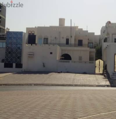 من المالك مباشرة للبيع الخوير اول خط بجانب دوار دوحة الادب