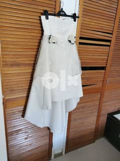 white dress in good condition 0