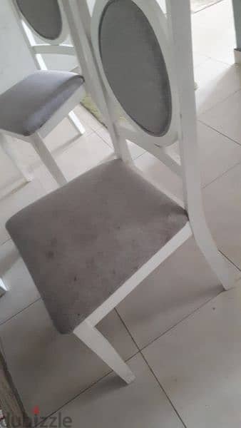 Urgent LUXURY dining table set URGENT 2
