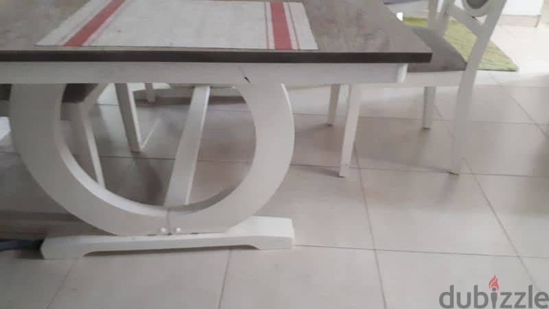 Urgent LUXURY dining table set URGENT 1