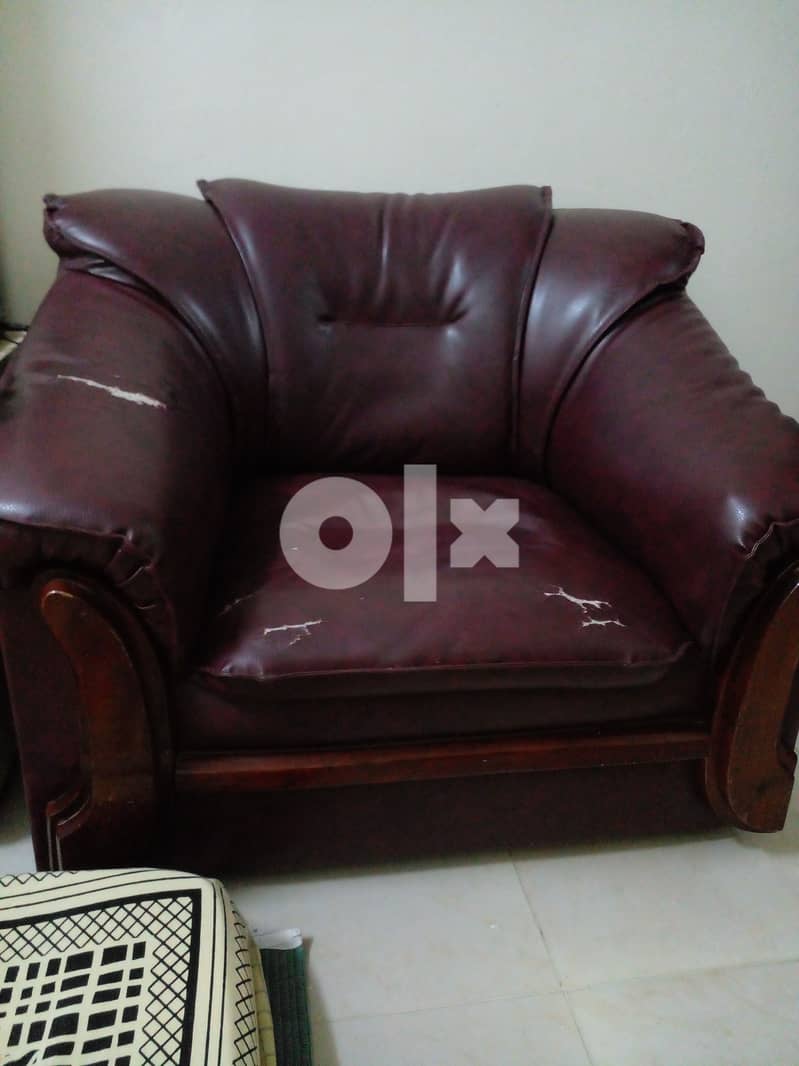 Single 1+1 sofa for sale 10Ro/each 1