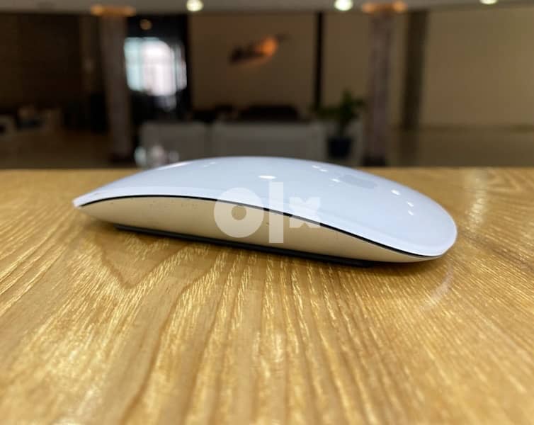 Apple Magic Mouse 2 - Silver Colour Perfect Condition 6
