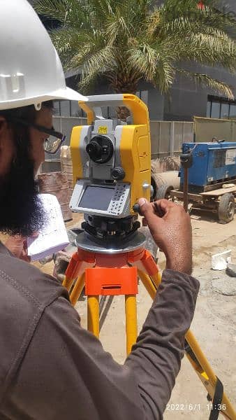 land surveyor available 1