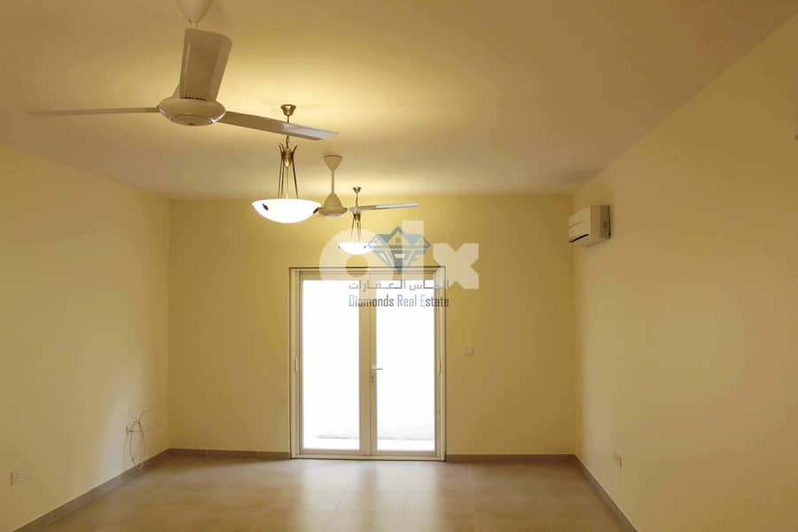 #REF694 4 BHK Villa for Rent in Izz Compound 7