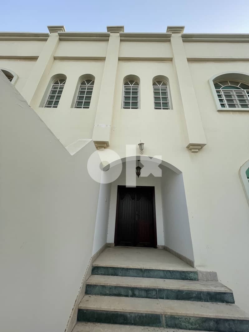 Mawalh North Huge Villa for rent 1