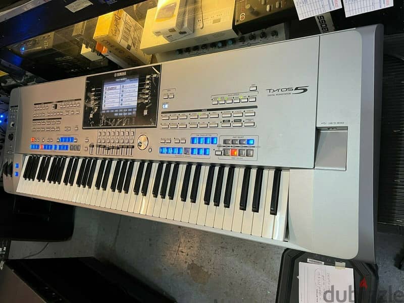 Yamaha Tyros 5 76 Keys 1