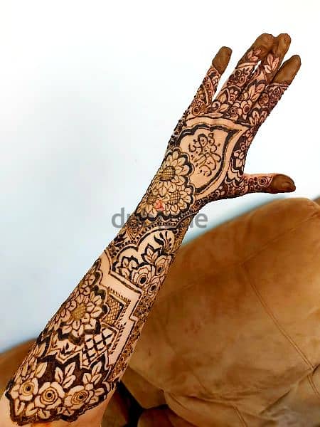 henna Designer for home service 3