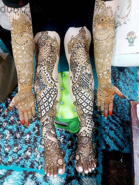 henna Designer for home service 7