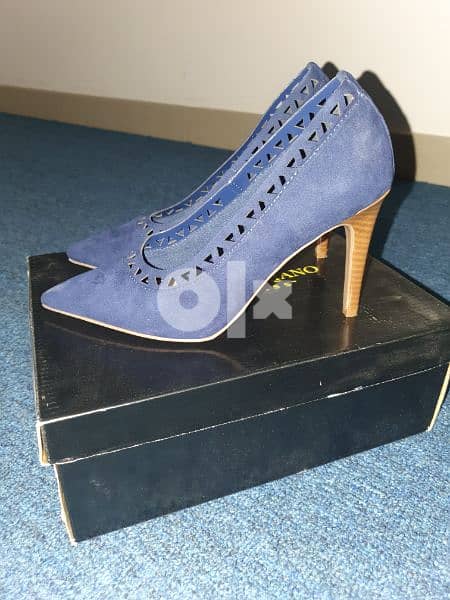 christian siriano shoes heels size 6 3