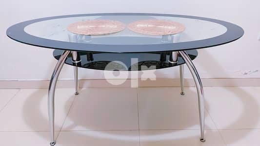 4 seater dinning and TV table