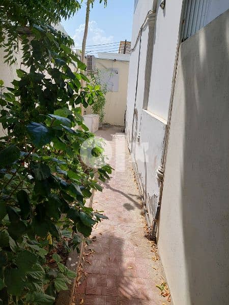 For Rent. . (Mawaleh Near city centre) 6