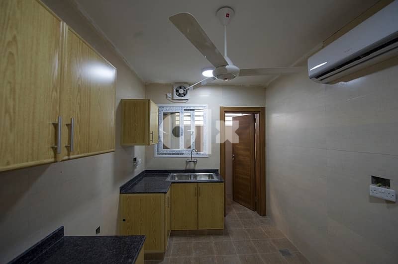 2bhk luxury flat in Almarat free wifi 10
