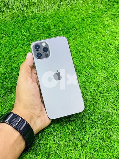 iPhone 12 pro -128 GB Smooth condition device