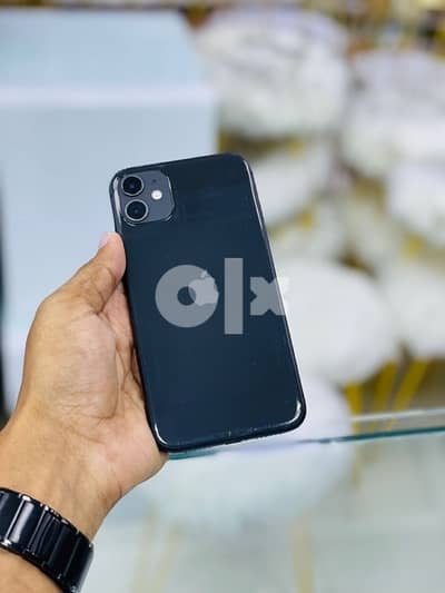 iPhone 11-128 GB Satisfactory performance device