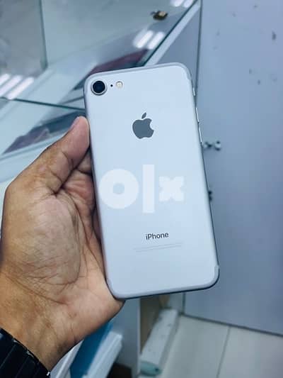 iPhone 7-128 GB Nice device for sale