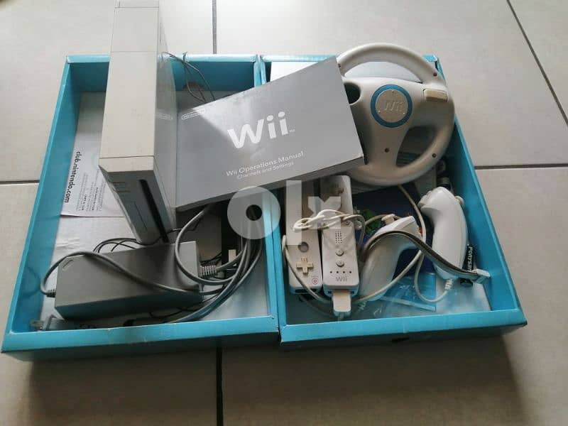 Nitendo Wii Sports Console 4