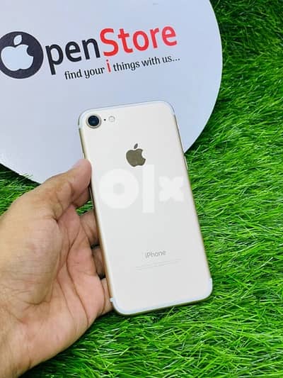 iPhone 7-128 GB Great Device available in open store