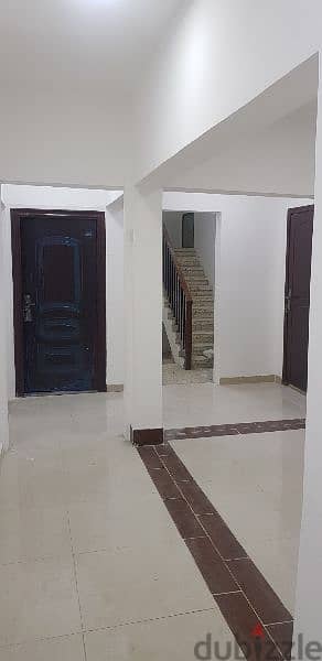 Villa for rent in QURM Opposite QURM park and PDO Rode 17